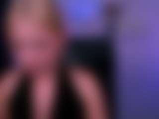 Live cam show with blondie-melisa - Smoking on Hubzter Live