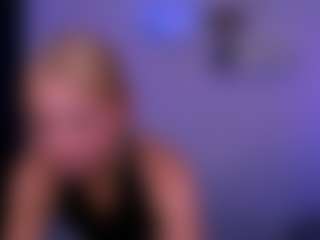 Live cam show with blondie-melisa - Gray Eyes on Camsoda