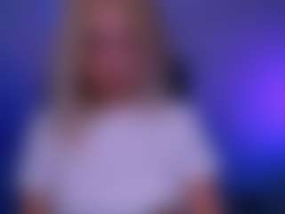 Live cam show with blondie-melisa - Butt Plug on Soda Cam