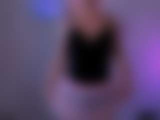 Live cam show with blondie-melisa - Amateur on SpankPalCams