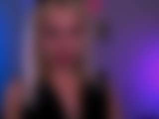 Live cam show with blondie-melisa - Moaning on parknlotfishbdy