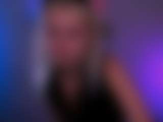 Live cam show with blondie-melisa - Moaning on fuklive.com