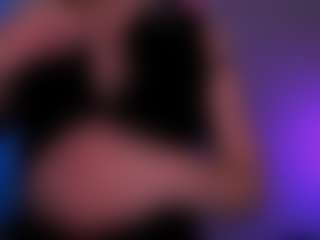 Live cam show with blondie-melisa - Athletic on instabang