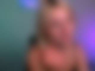 Live cam show with blondie-melisa - Ahegao on madthumbs