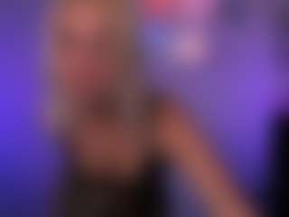Live cam show with blondie-melisa - Butt Plug on Cam Slut