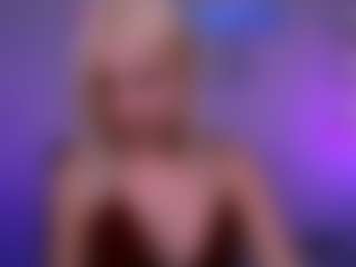 Live cam show with blondie-melisa - Grey Eyes on friskycurves.com