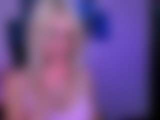 Live cam show with blondie-melisa - Athletic on Camsoda