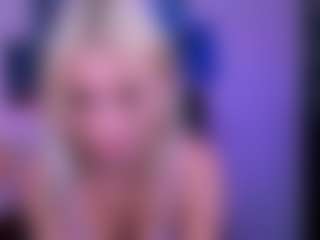 Live cam show with blondie-melisa - Nora on Camsoda