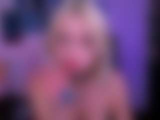 Live cam show with blondie-melisa - Nora on Camsoda