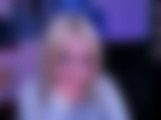 Live cam show with blondie-melisa - Bikini on SpunkLive