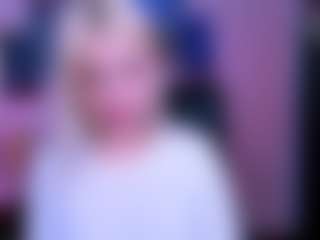 Live cam show with blondie-melisa - Moaning on Latina Girls
