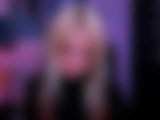 Live cam show with blondie-melisa - Smoking on Camsoda