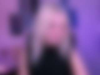 Live cam show with blondie-melisa - Blonde Hair on SpankPalCams