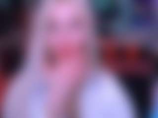 Live cam show with blondie-melisa - Bikini on Big Tits
