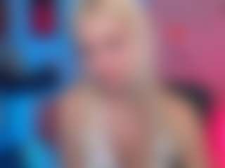 Live cam show with blondie-melisa - Athletic Spank on Camsoda