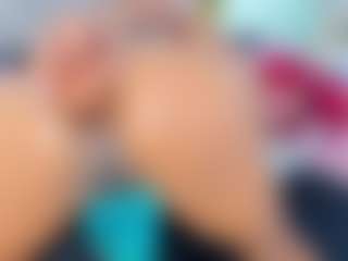 nataliacollislim's Live Sex Cam Show