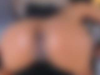 Live cam show with nataliacollislim - Tease on Hubzter Live