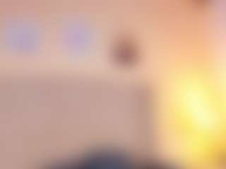 Live cam show with nataliacollislim - Shaved Pussy on Dare Cams