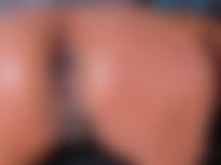 nataliacollislim's Live Sex Cam Show