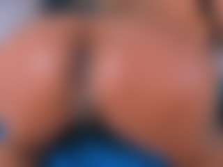 nataliacollislim's Live Sex Cam Show