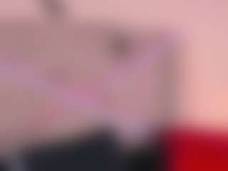 Live-Cam-Show mit nataliacollislim - Drinking auf Camsoda