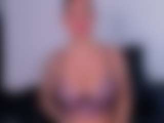 Alice Connors's Live Sex Cam Show
