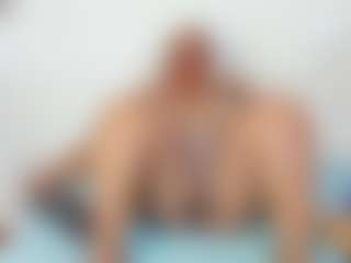 Live cam show with salome - Big Ass on parknlotfishbdy