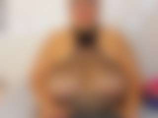 Live cam show with salome - Spanking on hrnylive.com