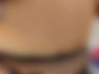 Live cam show with salome - Granny on pussylord.com