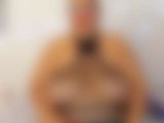 Live cam show with salome - Brown Hair on pussylord.com
