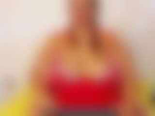 Live cam show with salome - Middle Aged on Gym Cam Girls