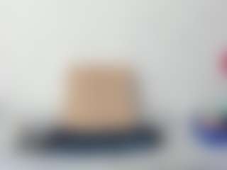 salome MILF webcam performer live streaming