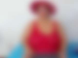 Live cam show with salome - Granny Brown Hair on CamSodaAdn