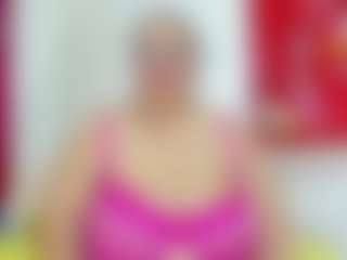 Live cam show with salome - Granny Lovense on Camsoda