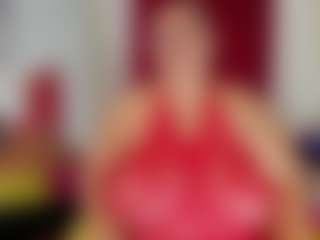 salome MILF webcam performer live streaming