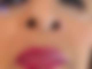 Live cam show with salome - Granny Big Ass on Camsoda