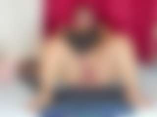 Live cam show with salome - Granny on Camsoda