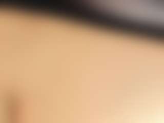 salome MILF webcam performer live streaming