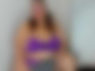 Live cam show with salome - Granny MILF on Camsoda