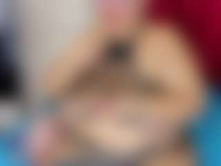 Live cam show with salome - Middle Aged on xxxlivecams.org
