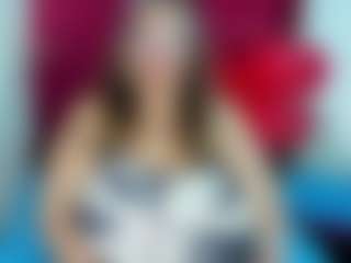salome MILF webcam performer live streaming
