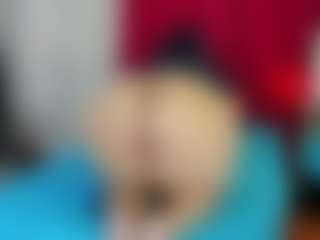 Live cam show with salome - Granny on friskycurves.com