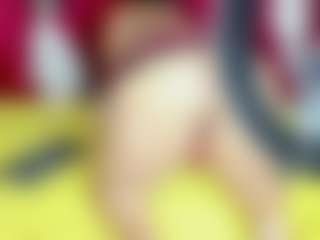 Live cam show with salome - Bedroom Mature on Strip Flash - Live Sex Shows