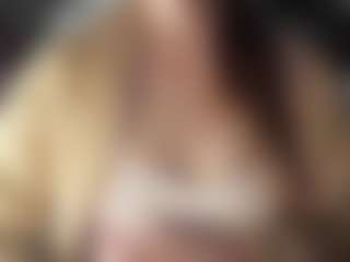 Hornyyyyyy.Wet.Voyeur.Momyyyy's Live Sex Cam Show