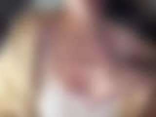 Live cam show with Hornyyyyyy.Wet.Voyeur.Momyyyy - MILF on TastyBlacksLive