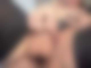Hornyyyyyy.Wet.Voyeur.Momyyyy's Live Sex Cam Show