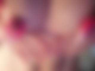 Hornyyyyyy.Wet.Voyeur.Momyyyy's Live Sex Cam Show