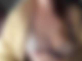 Hornyyyyyy.Wet.Voyeur.Momyyyy's Live Sex Cam Show