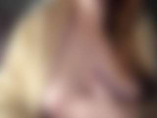 Hornyyyyyy.Wet.Voyeur.Momyyyy's Live Sex Cam Show