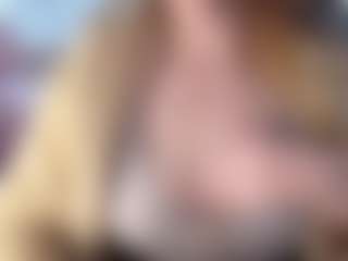 Hornyyyyyy.Wet.Voyeur.Momyyyy's Live Sex Cam Show